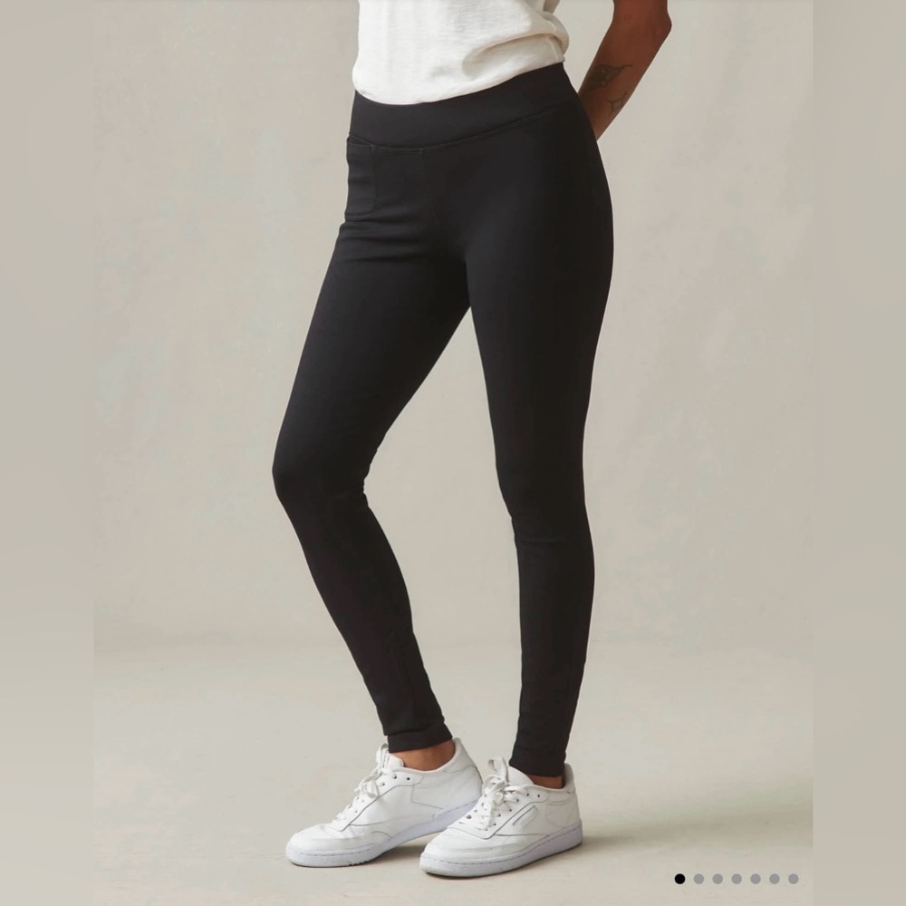 American Giant Ponte Slim Pant in “Super Black”, size 6P, NIB
